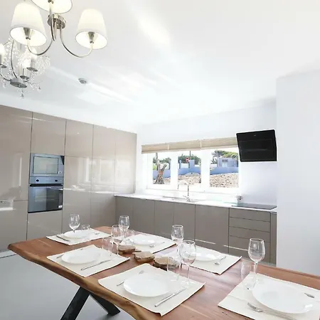 Pg - House Ferienhaus